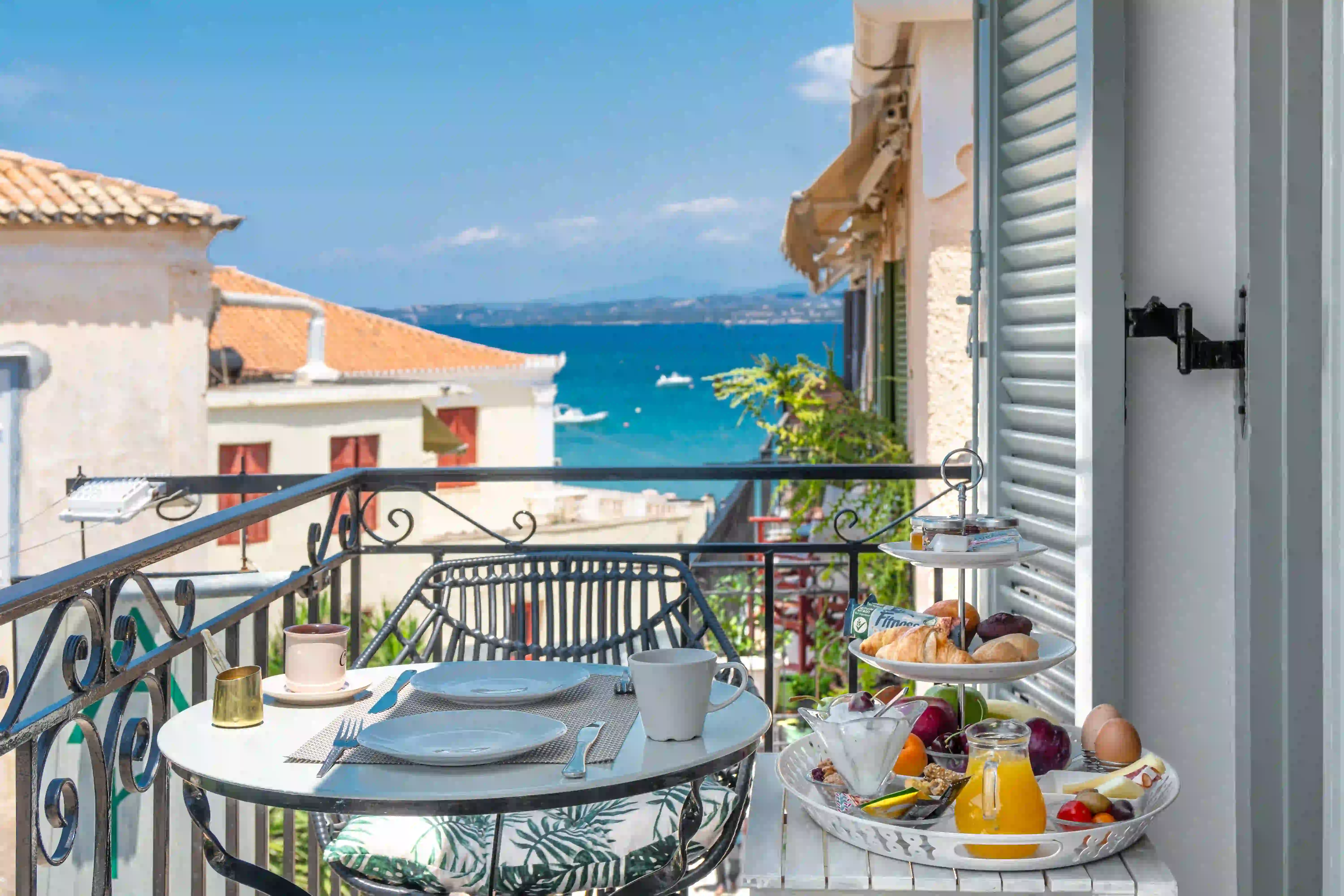 ενοικιαζόμενα δωμάτια Σπέτσες - Arolithos